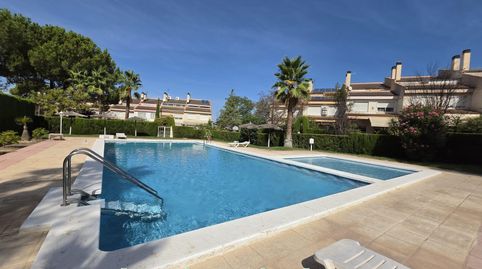 Foto 2 de Casa adosada en venta en Petrer, Alicante