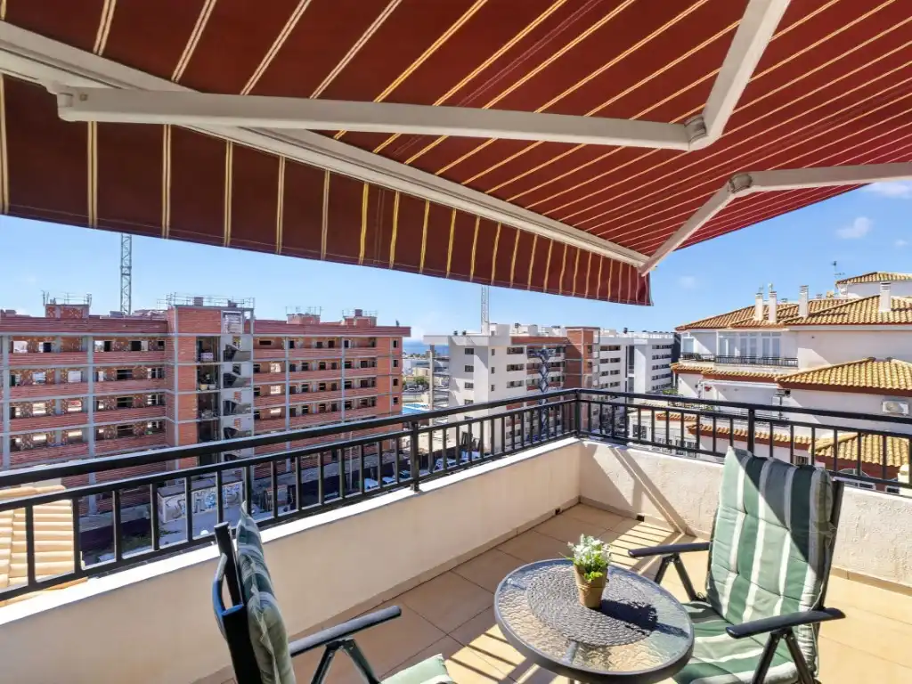 Terrace of Attic for sale in Torrevieja  with Air Conditioner, Washing machine and Community pool