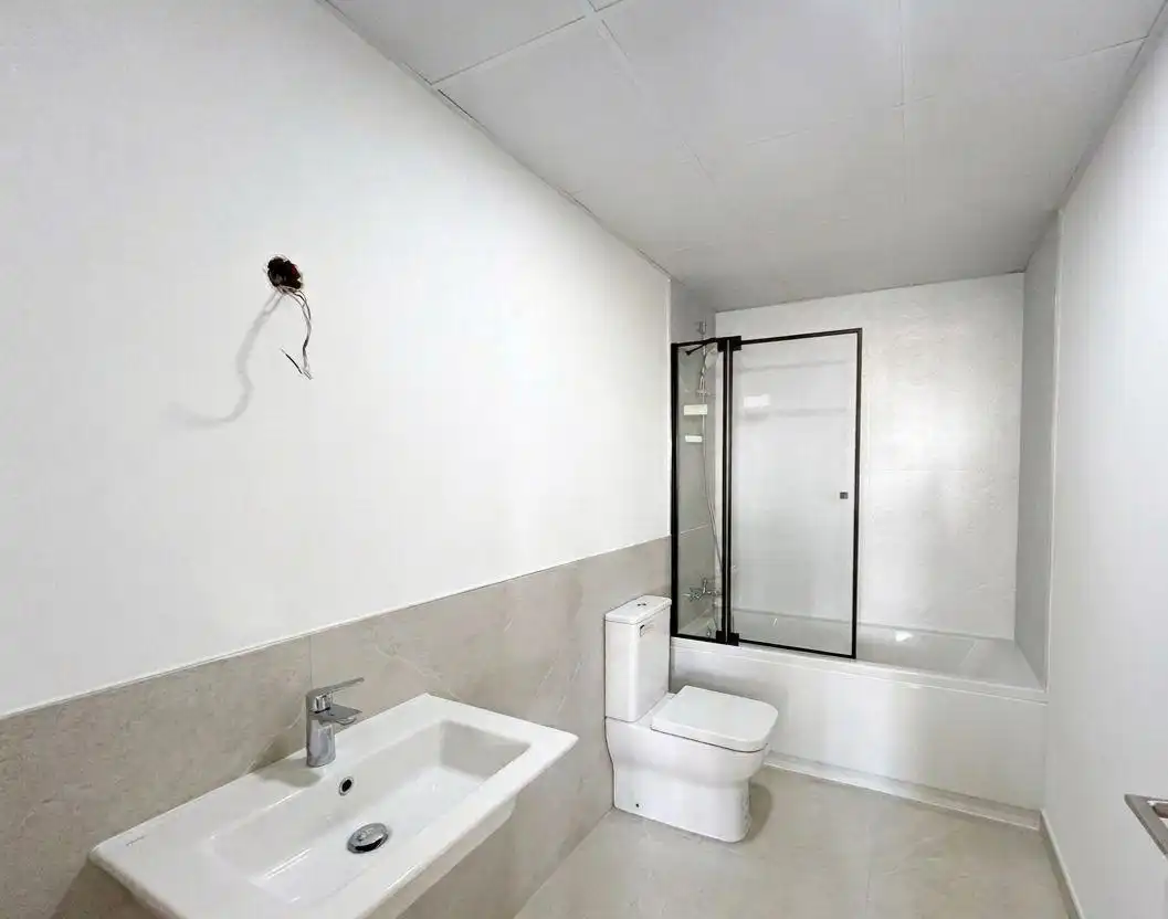 Bathroom of Attic for sale in Tomares  with Terrace and Community pool