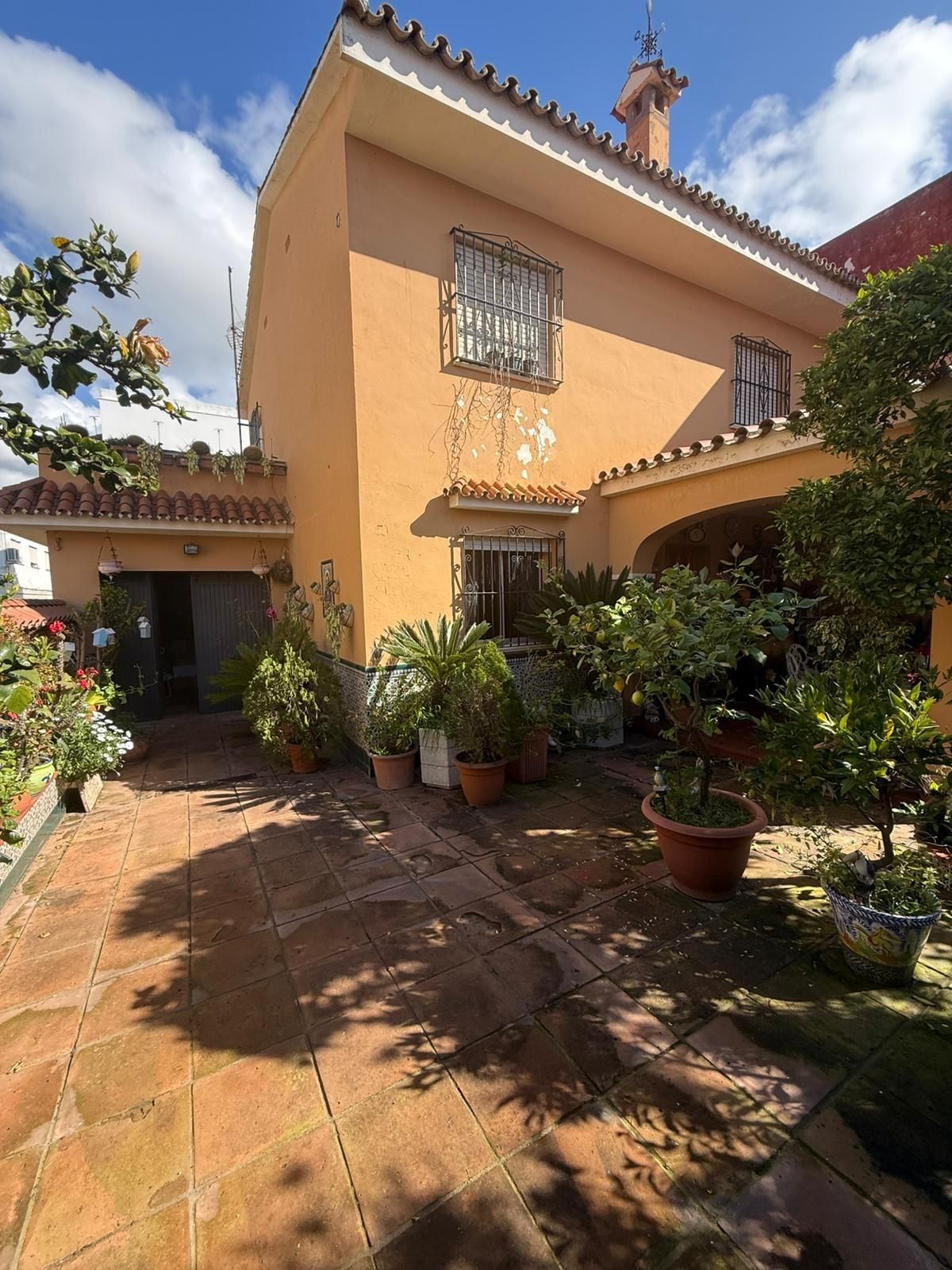 Garden of Single-family semi-detached for sale in Algeciras