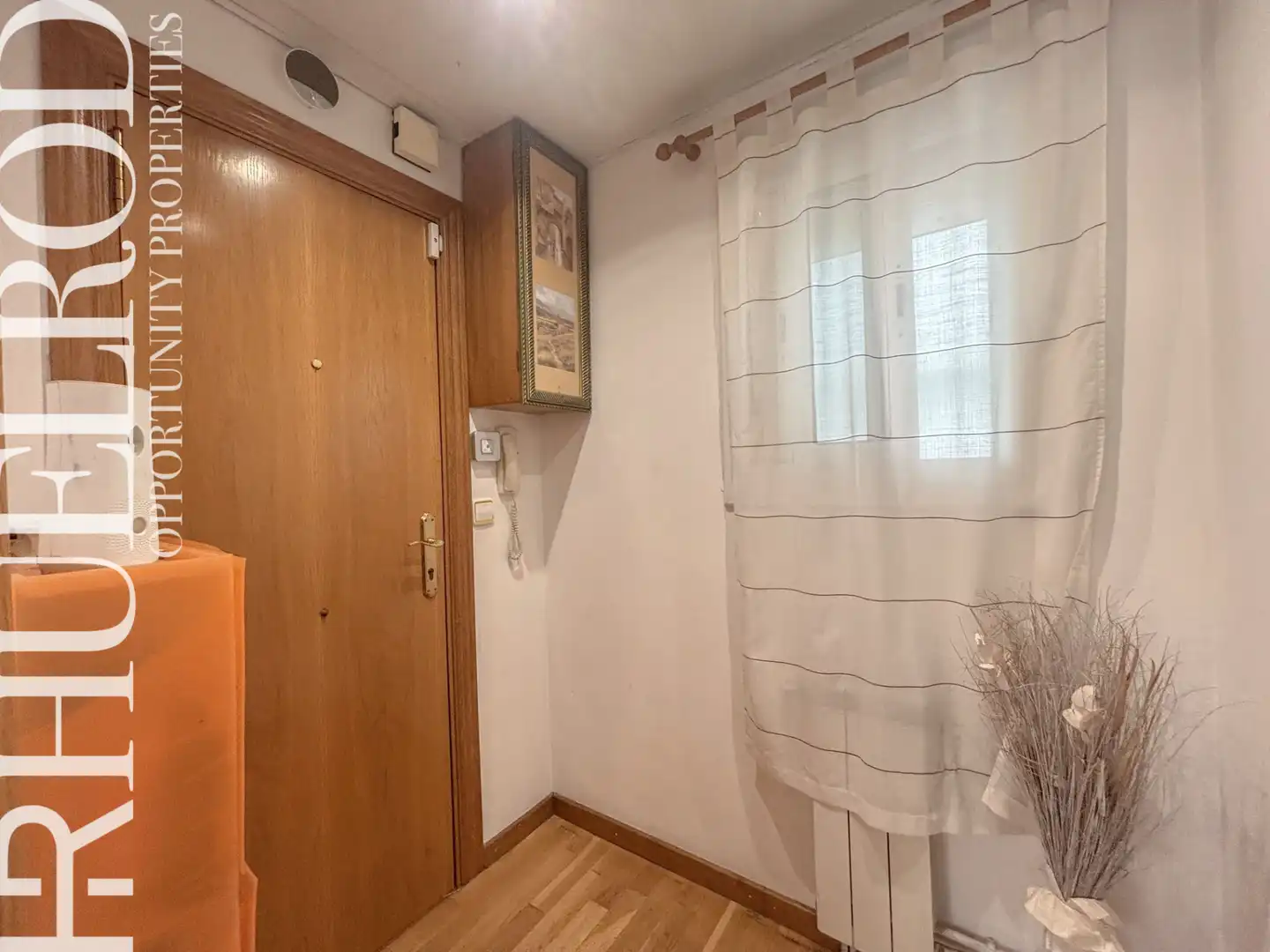 Piso en venta en Santa Coloma de Gramenet con Calefacción, Parquet y Amueblado