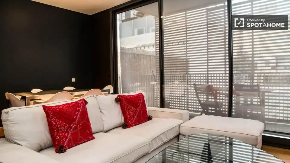Wohnung mit Terrasse zur Miete in Gràcia