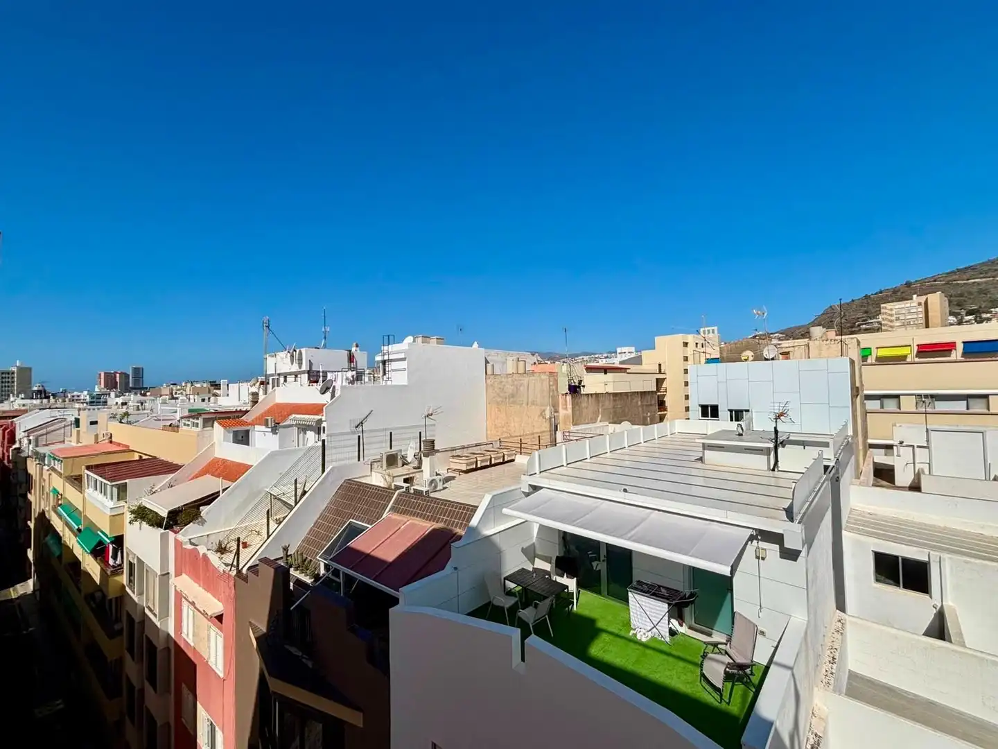 Vista exterior de Piso de alquiler en Santa Cruz de Tenerife con Parquet, Terraza y Amueblado