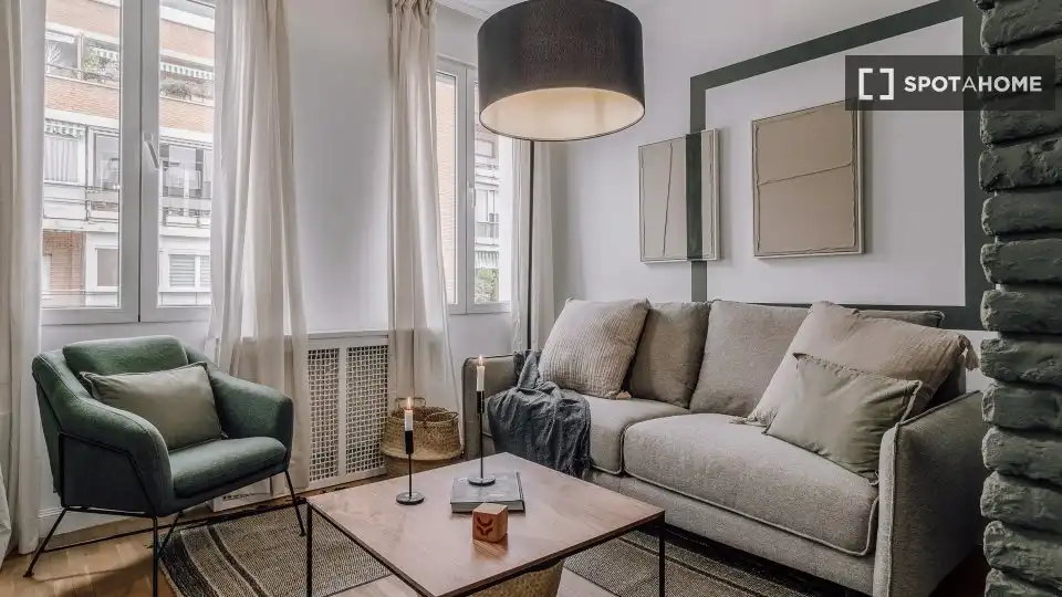 Living room of Apartments for share in Madrid  with Air Conditioner, Terrace and Furnished