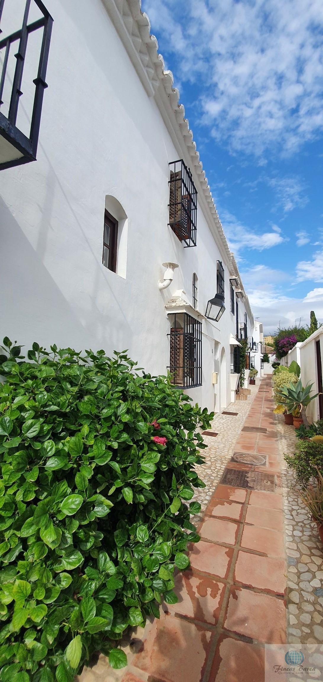 Vista exterior de Casa adosada en venta en Fuengirola con Aire acondicionado, Terraza y Trastero