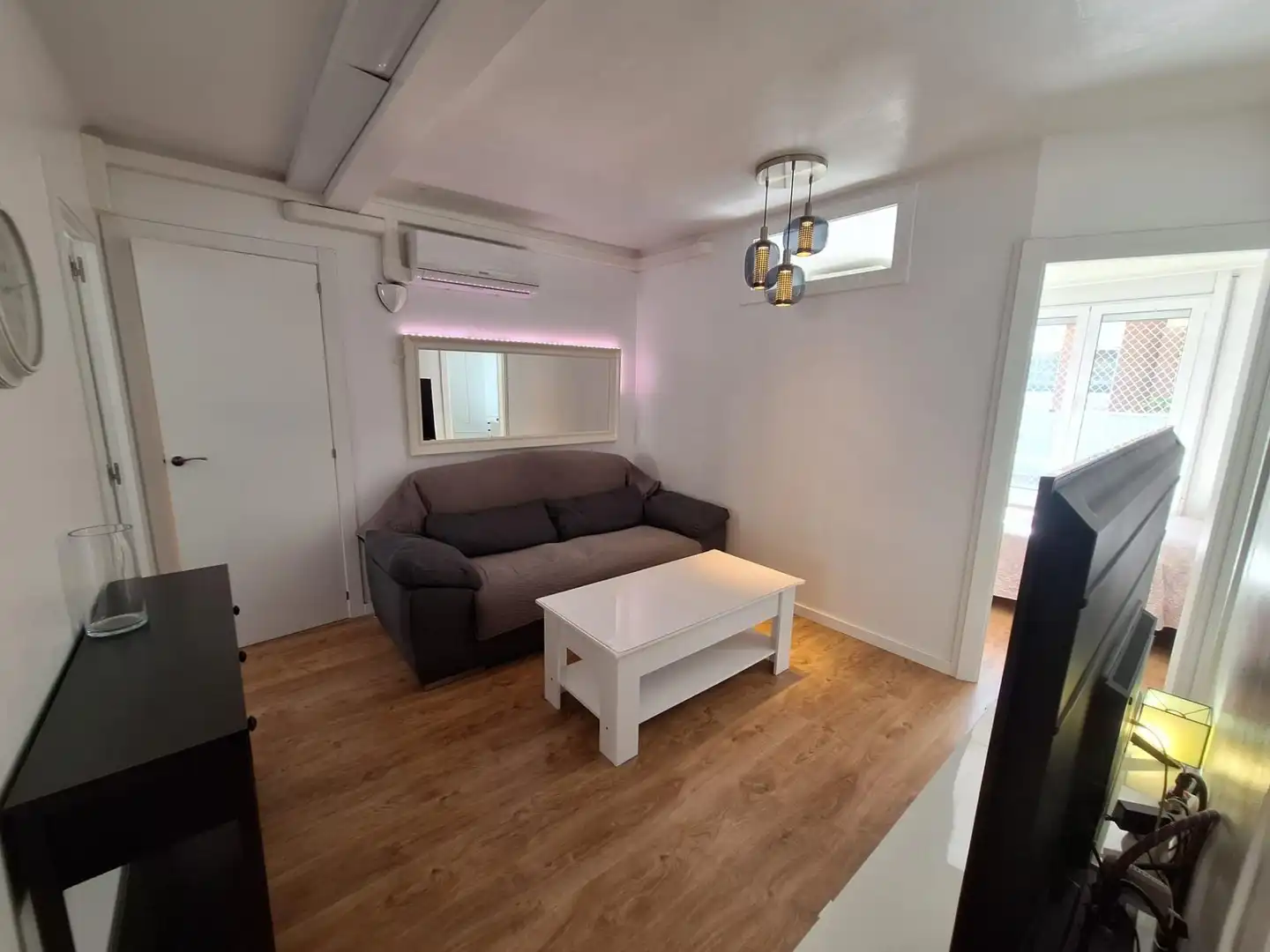 Sala d'estar de Pis en venda en Sabadell amb Aire condicionat i Parquet