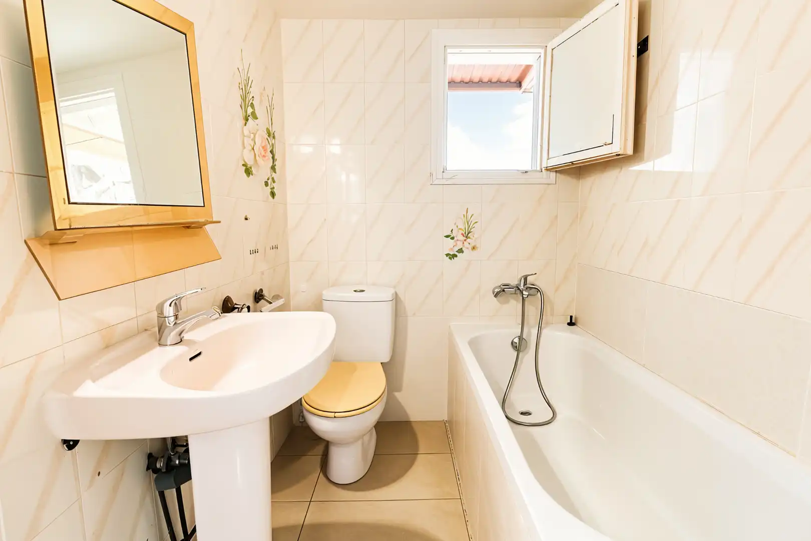 Bathroom of Attic for sale in Barcelona  with Terrace