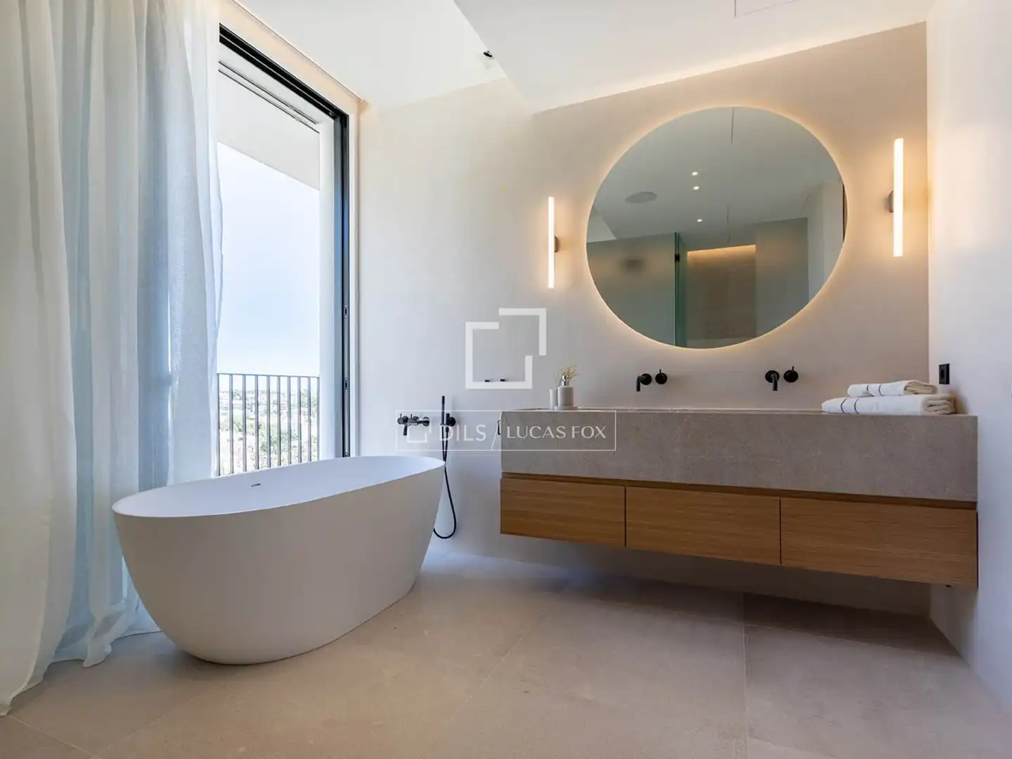 Bathroom of Houses for sale in Calvià  with Air Conditioner, Private garden and Terrace