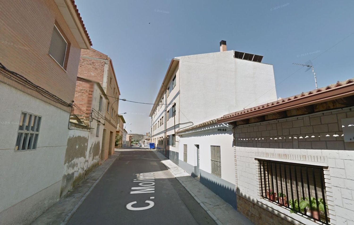 Exterior view of Building for sale in Fuentes de Ebro