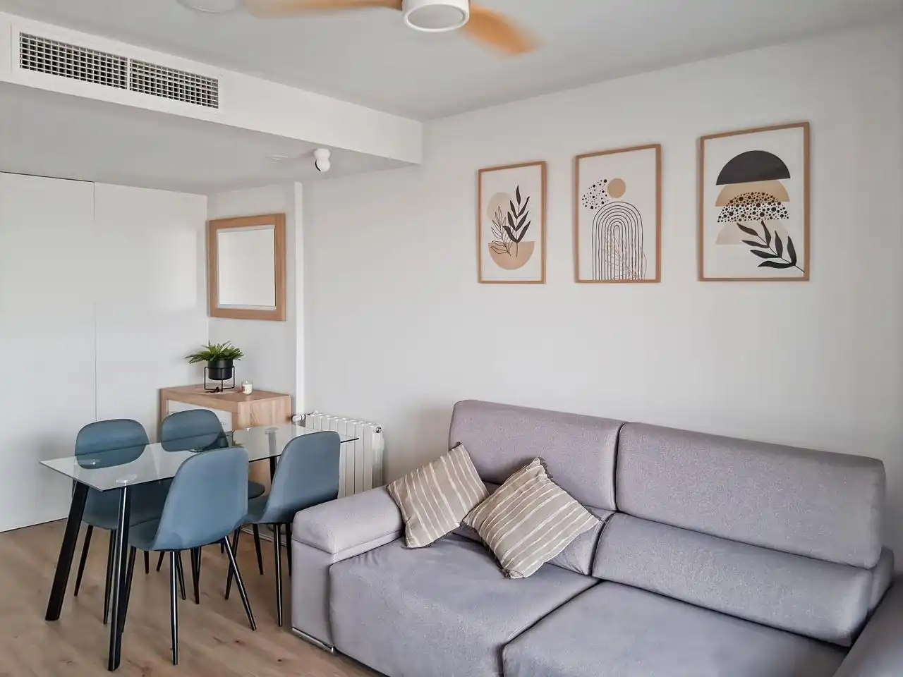 Wohnzimmer von Wohnung zum Verkauf in Madrid mit Klimaanlage, Heizung und Terrasse