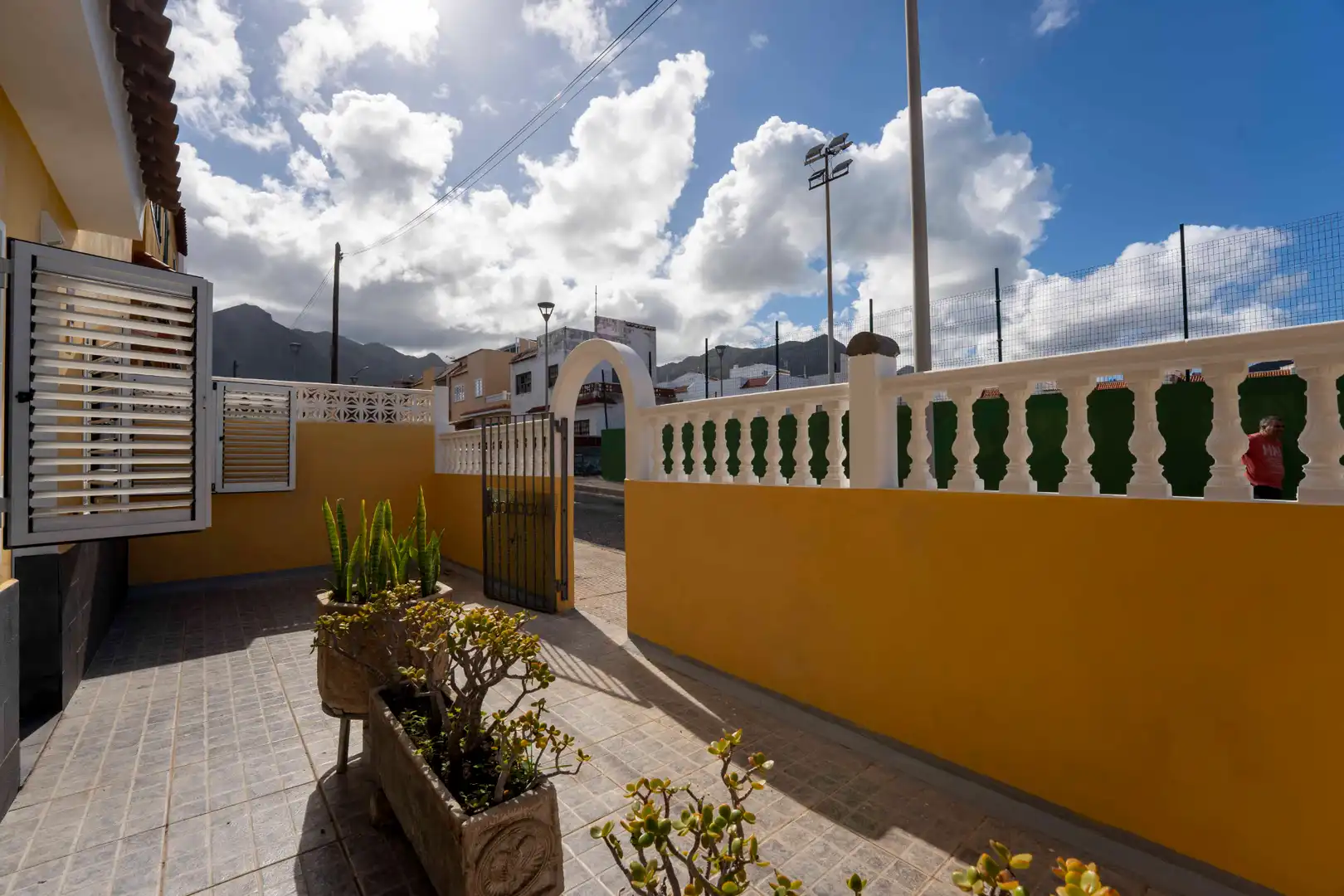 Vista exterior de Piso en venta en Los Silos con Terraza