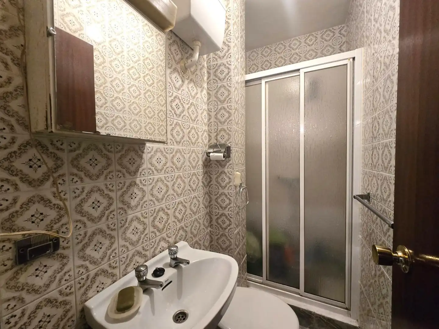 Bathroom of Flat for sale in Plasencia  with Air Conditioner, Heating and Terrace