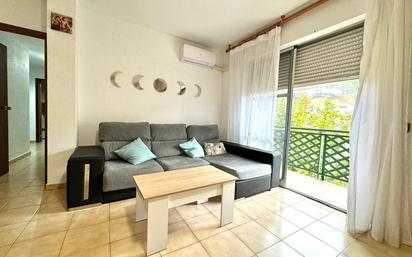 Living room of Flat for sale in Mérida  with Air Conditioner and Terrace