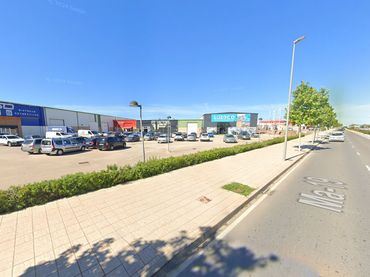 Nave industrial in vendita a Camí Vell de Ciutat 46