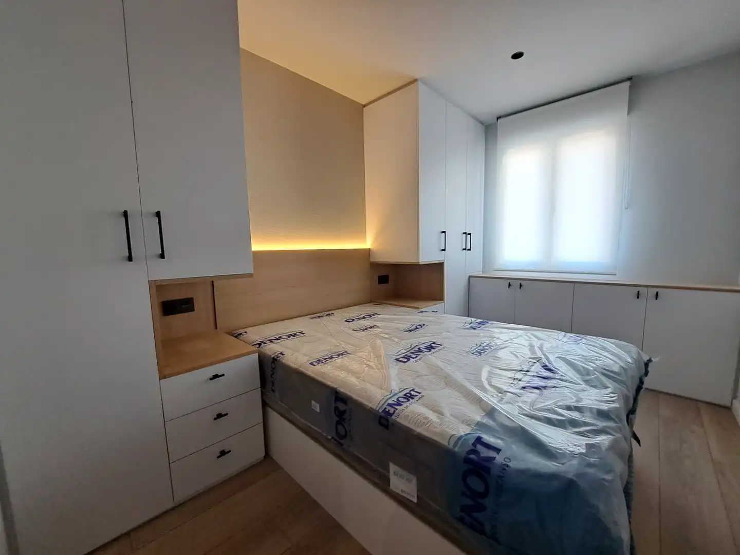 Bedroom of Apartments for rent in León Capital   with Parquet flooring, Furnished and Oven