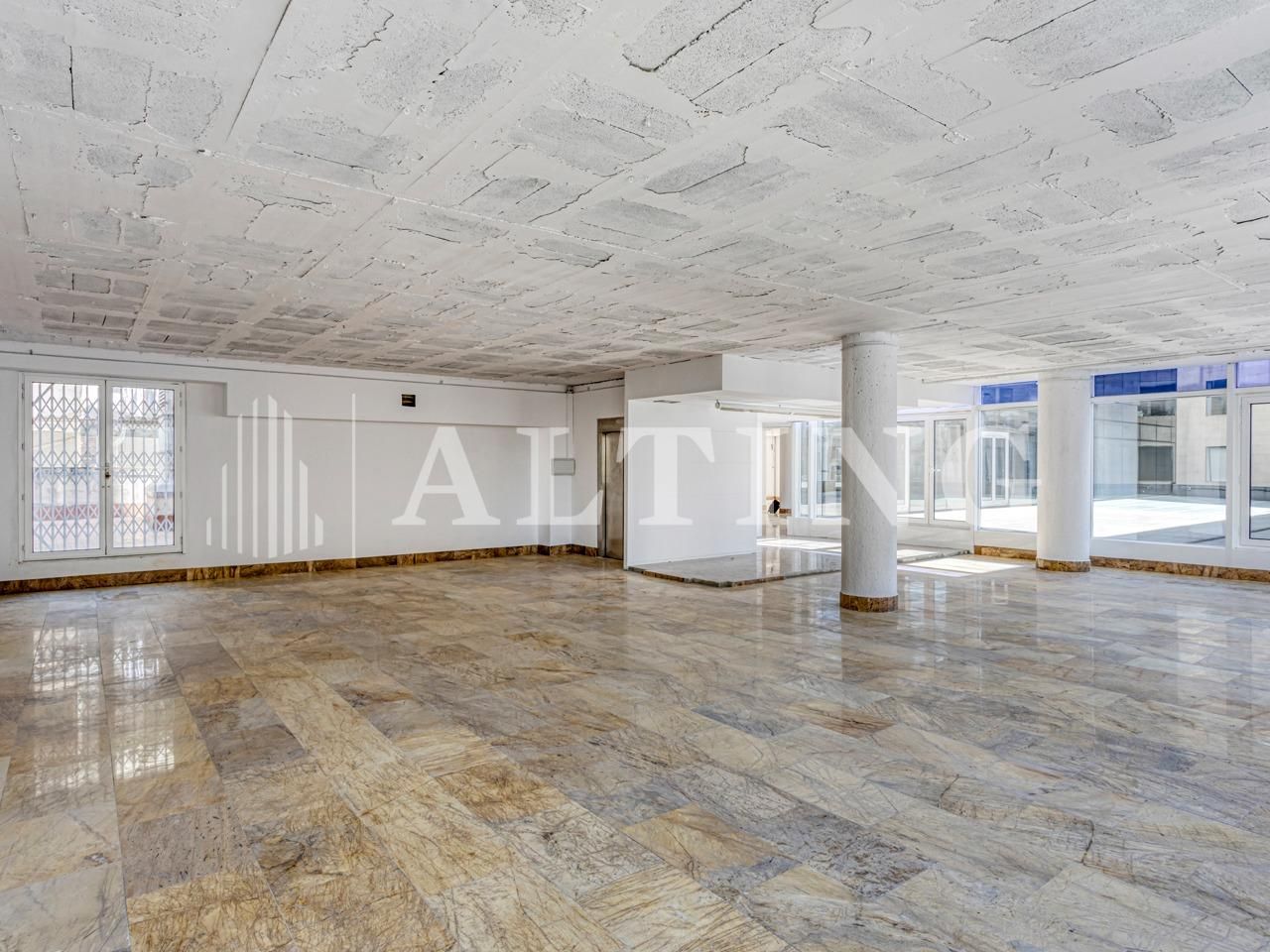 Office to rent in  Barcelona Capital  with Air Conditioner, Heating and Terrace
