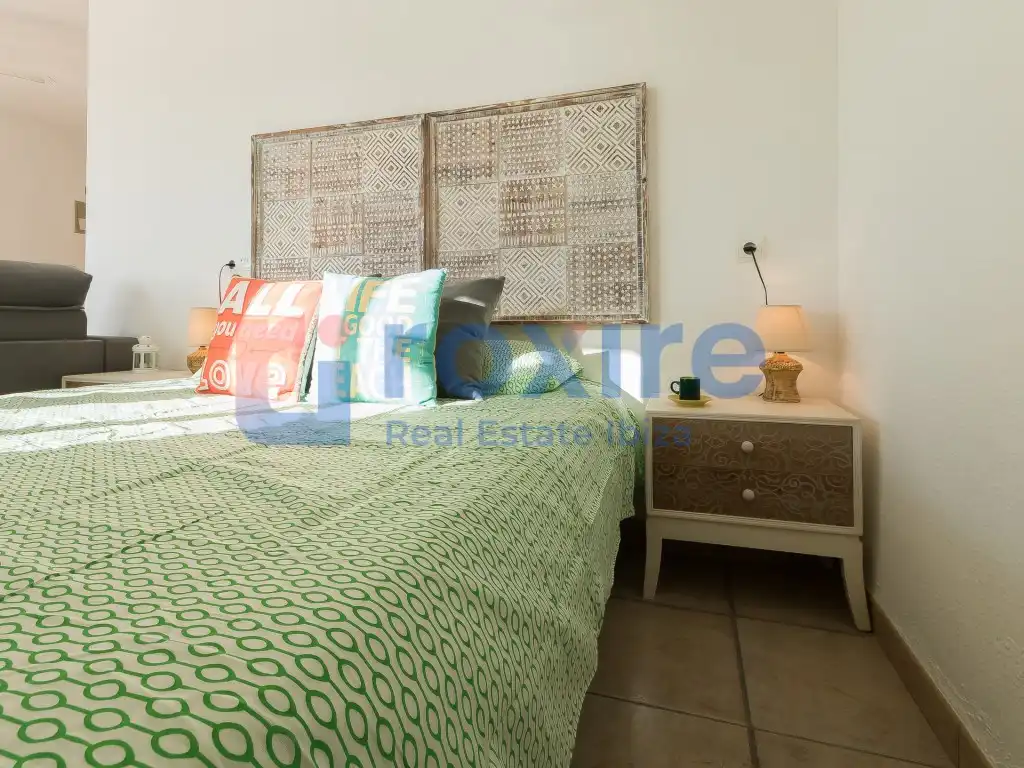 Habitación de Estudio de alquiler en Sant Antoni de Portmany con Aire acondicionado, Terraza y Lavadora