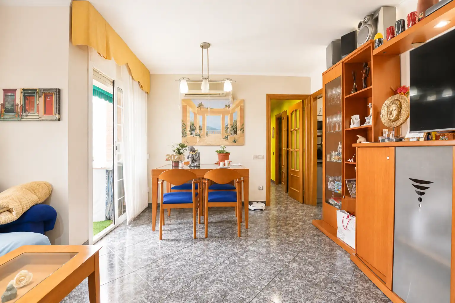 Dining room of Flat for sale in Santa Coloma de Gramenet  with Air Conditioner and Terrace