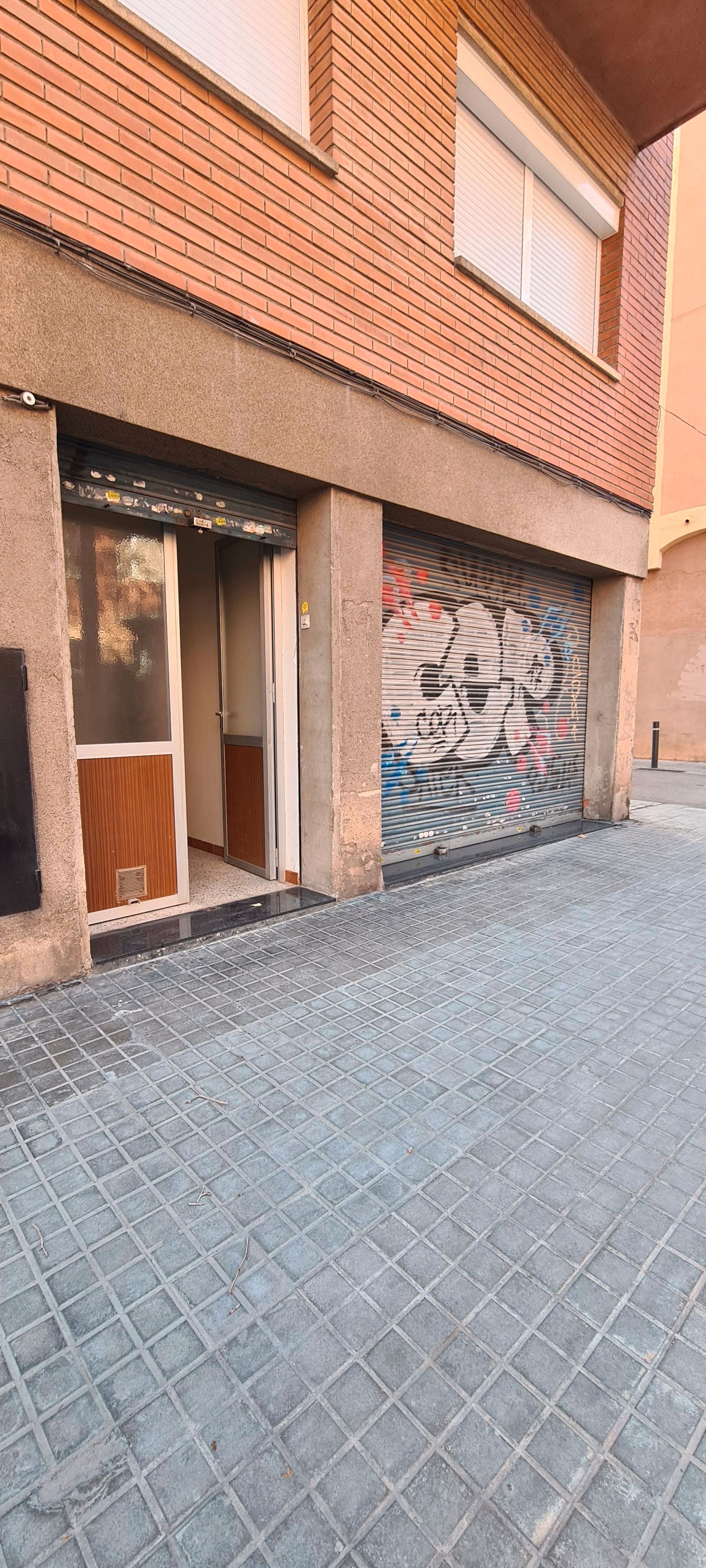 Exterior view of Premises to rent in  Barcelona Capital  with Parquet flooring