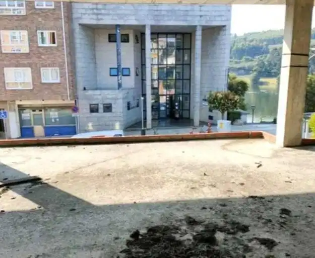 Gebäude zum Verkauf in Travesía de Meicende, 51, Pastoriza