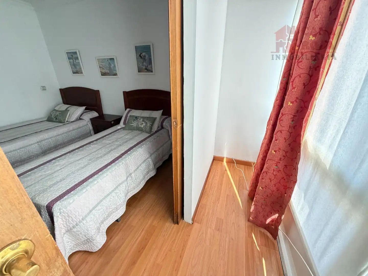 Bedroom of Flat for sale in Cangas   with Heating, Parquet flooring and Washing machine
