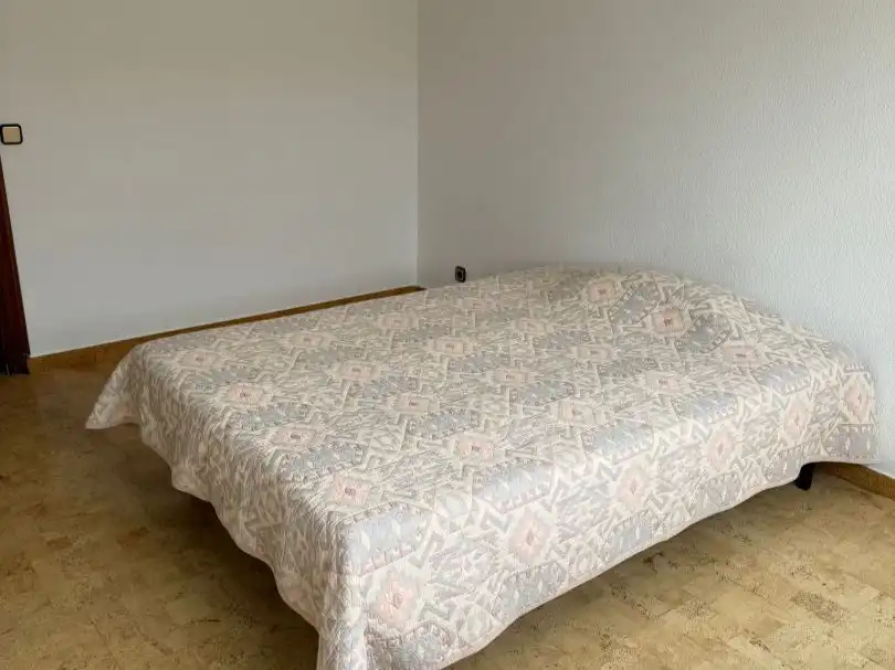 Flat for sale in Calle Eduardo Balmaseda 3, imagen 3