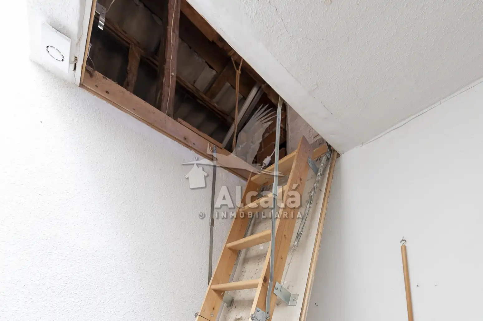Casa o xalet en venda en Alcalá de Henares amb Calefacció, Traster i Balcó