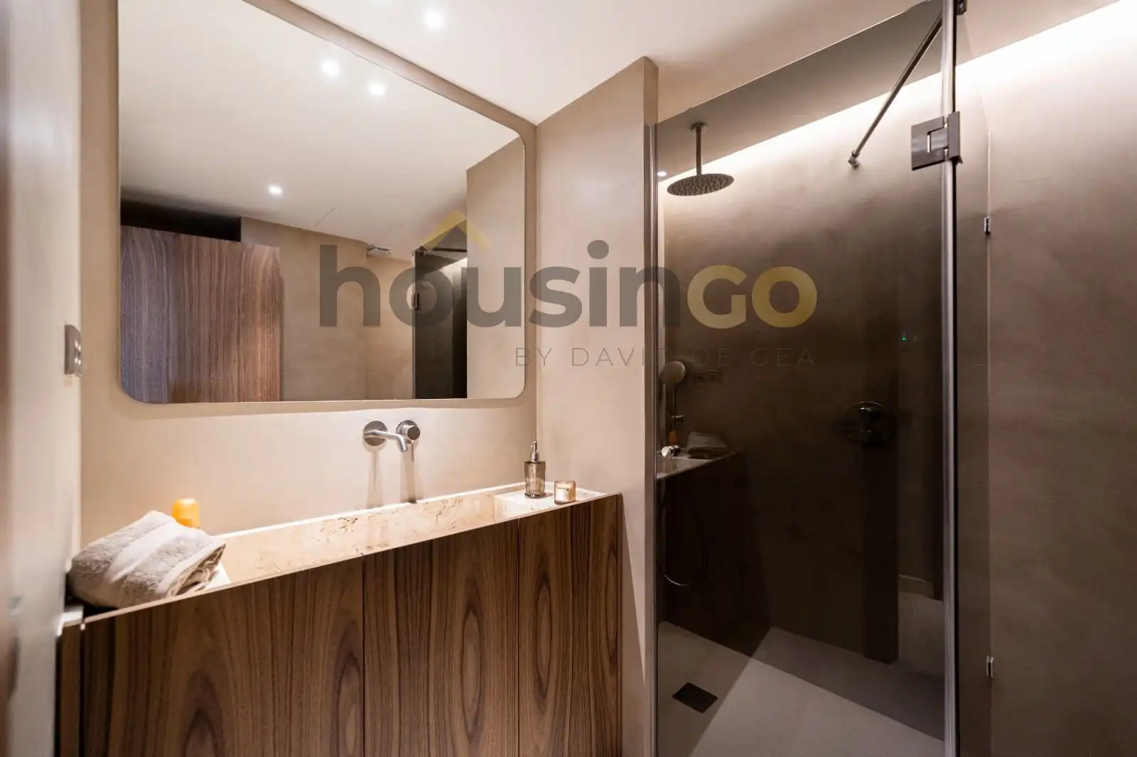 Badezimmer von Wohnung zum Verkauf in Madrid mit Klimaanlage, Heizung und Abstellraum