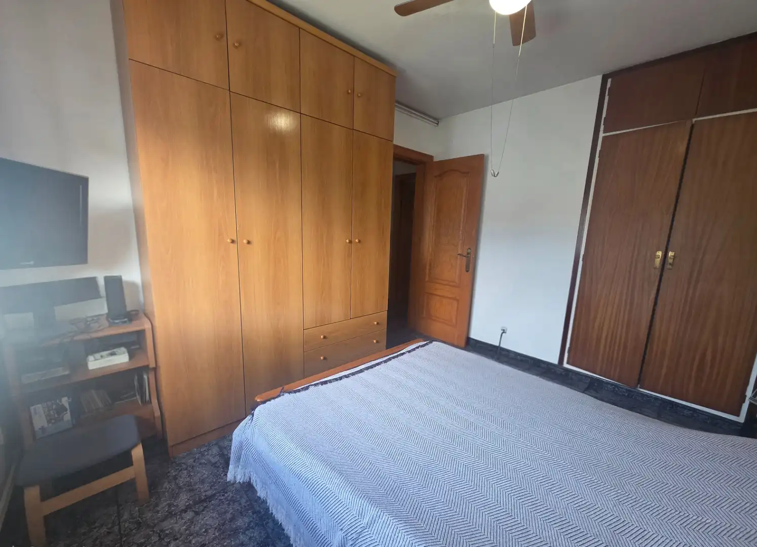 Habitación de Casa adosada en venta en El Vendrell con Calefacción y Trastero
