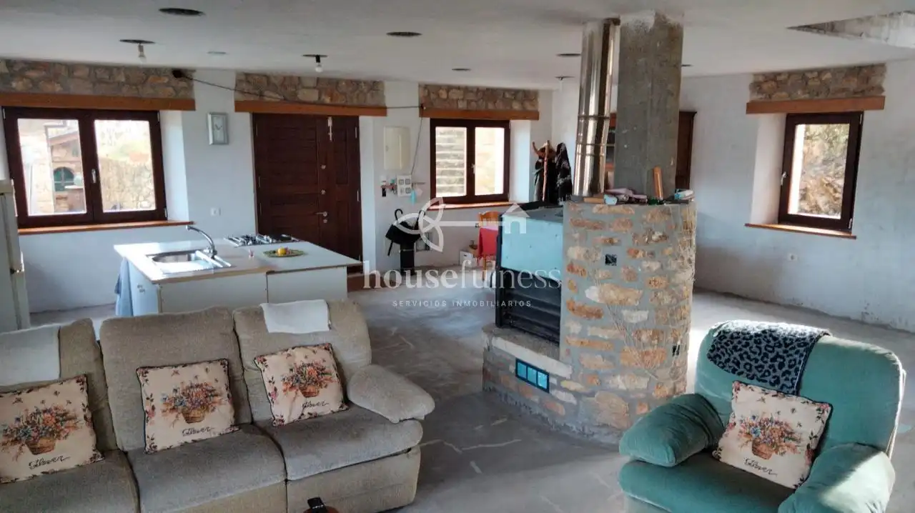 Living room of Houses for sale in O Vicedo   with Heating, Private garden and Storage room
