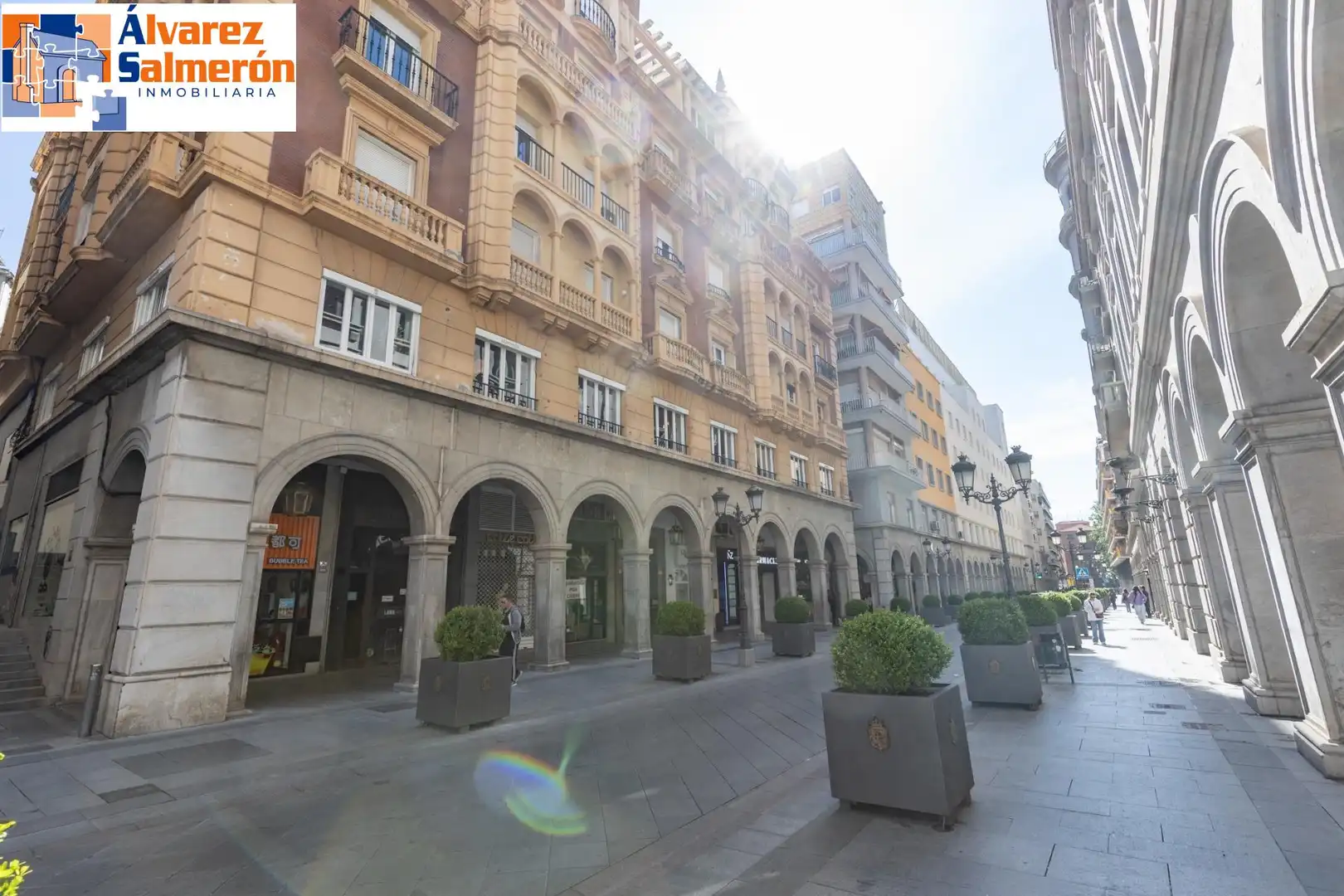 Vista exterior de Pis en venda en Granada amb Calefacció