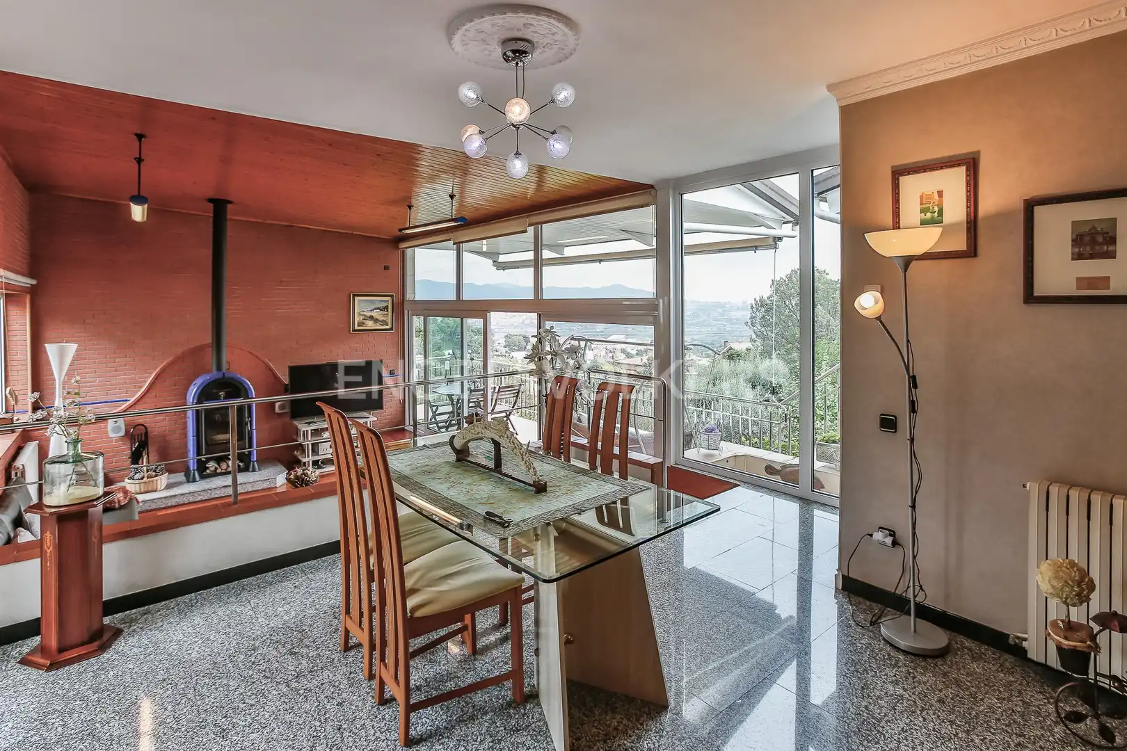 Comedor de Casa o chalet en venta en Santa Coloma de Cervelló con Calefacción, Jardín privado y Parquet