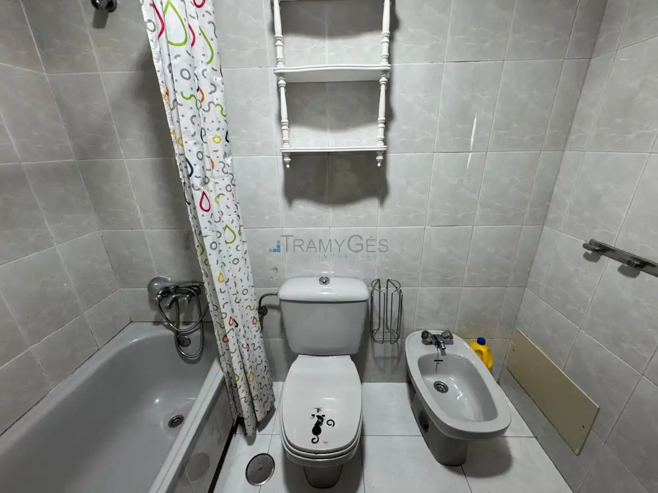 Bathroom of Flat for sale in Moaña  with Heating and Storage room