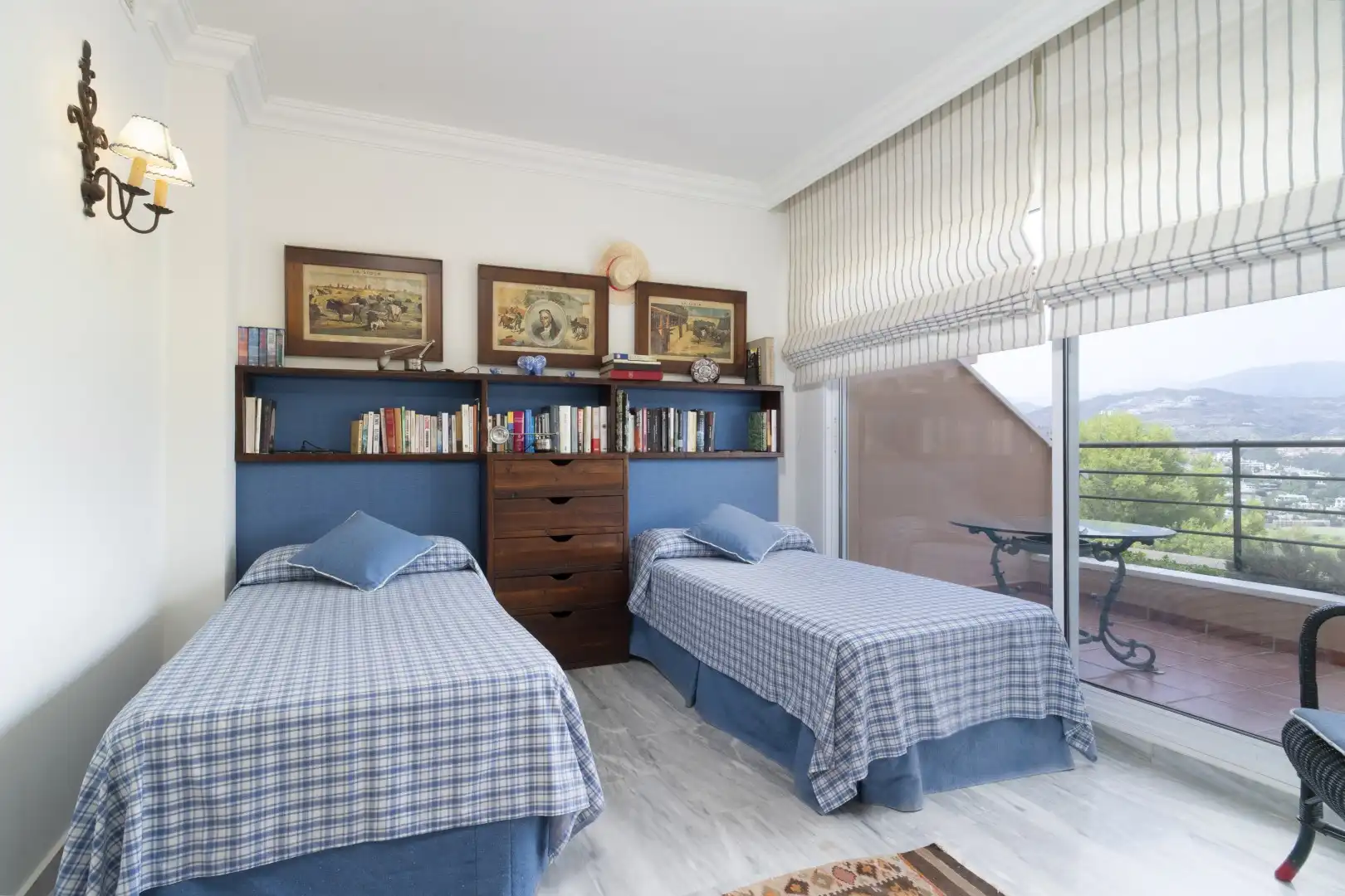 Penthouse with terrace for sale in Nueva Andalucía, imagen 18