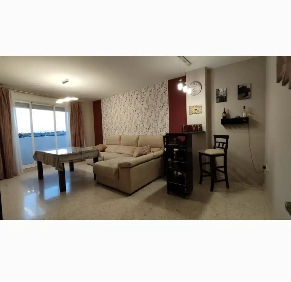 Sala de estar de Piso en venta en Lucena con Aire acondicionado, Piscina y Balcón