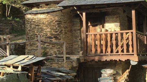 Foto 3 de Casa o xalet en venda a Urbanización Patricia - Campo, Ponferrada