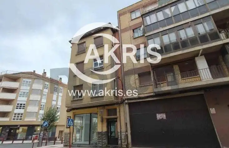 Flat for sale in Calle Santa Lucía, imagen 2
