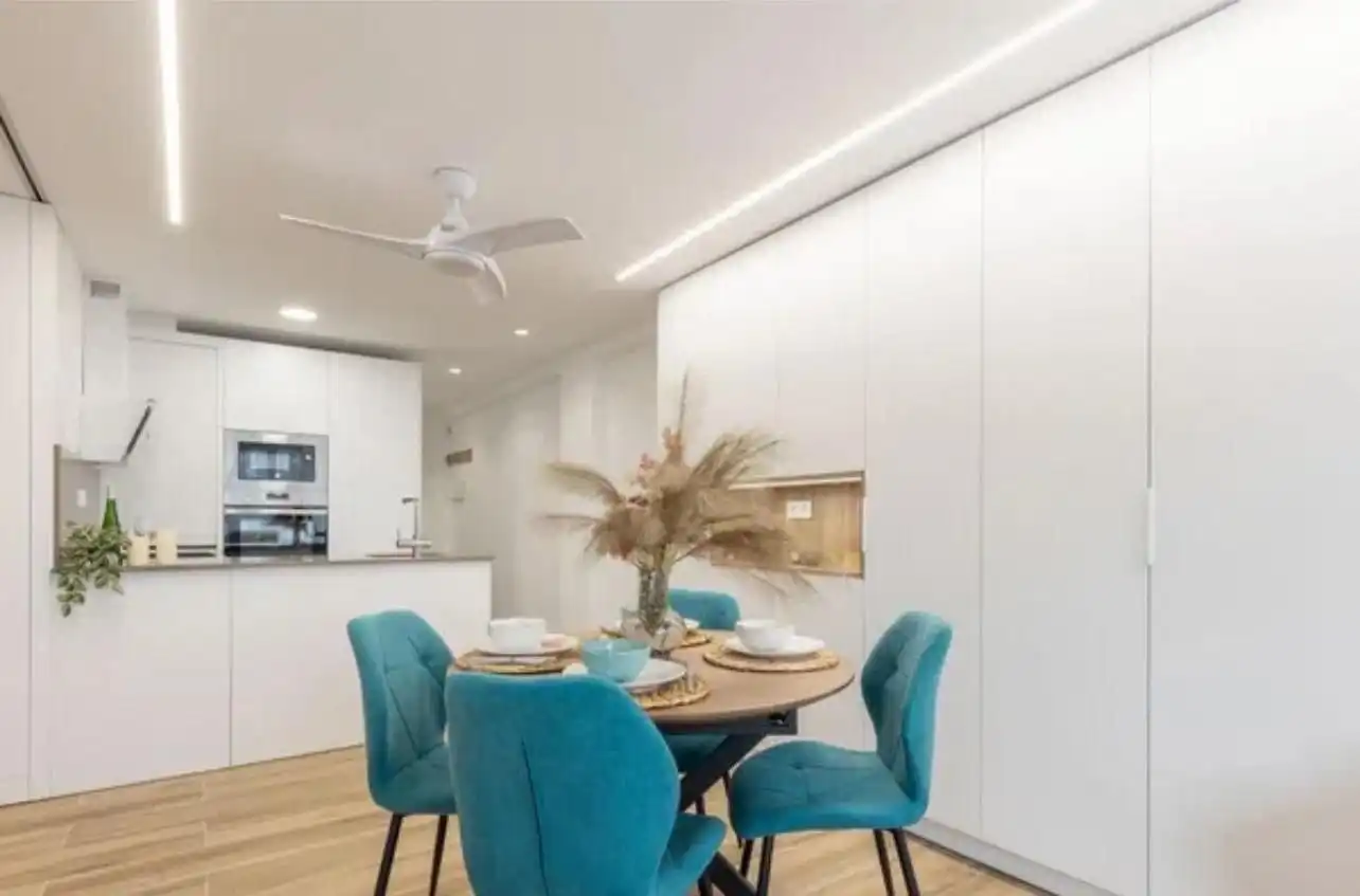 Dining room of Flat for sale in Playa de los Locos