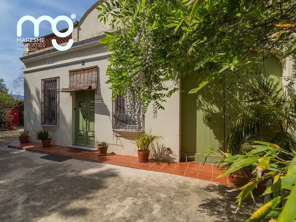 Außenansicht von Country house zum Verkauf in Vilassar de Mar mit Heizung, Privatgarten und Schwimmbad