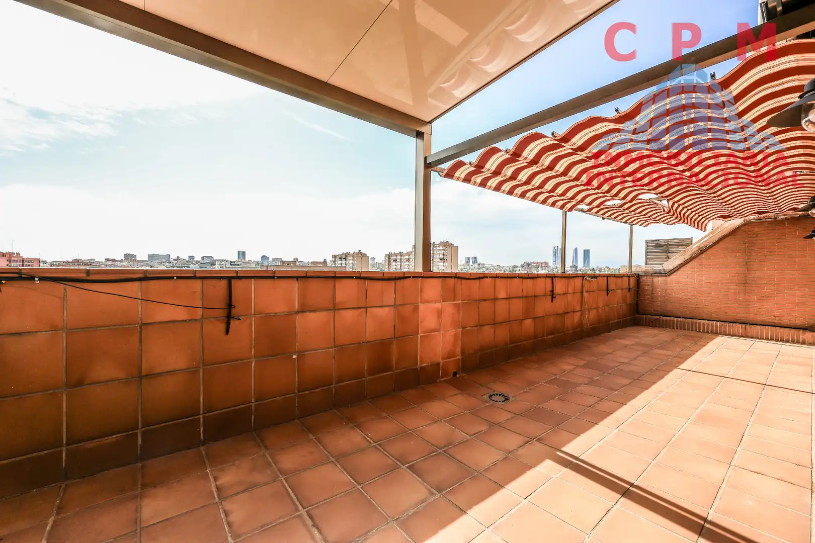 Terrassa de Àtic de lloguer en Madrid amb Aire condicionat, Calefacció i Parquet