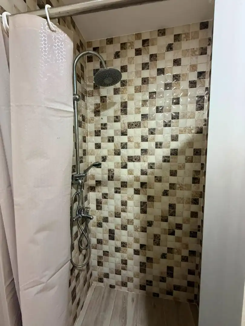 Baño de Planta baja de alquiler en Alicante / Alacant con Aire acondicionado, Calefacción y Amueblado