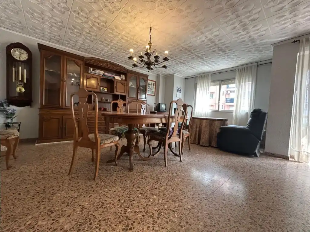 Flat for sale in Carcaixent