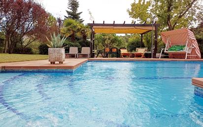 Piscina de Casa o xalet en venda en Las Rozas de Madrid amb Calefacció, Jardí privat i Piscina