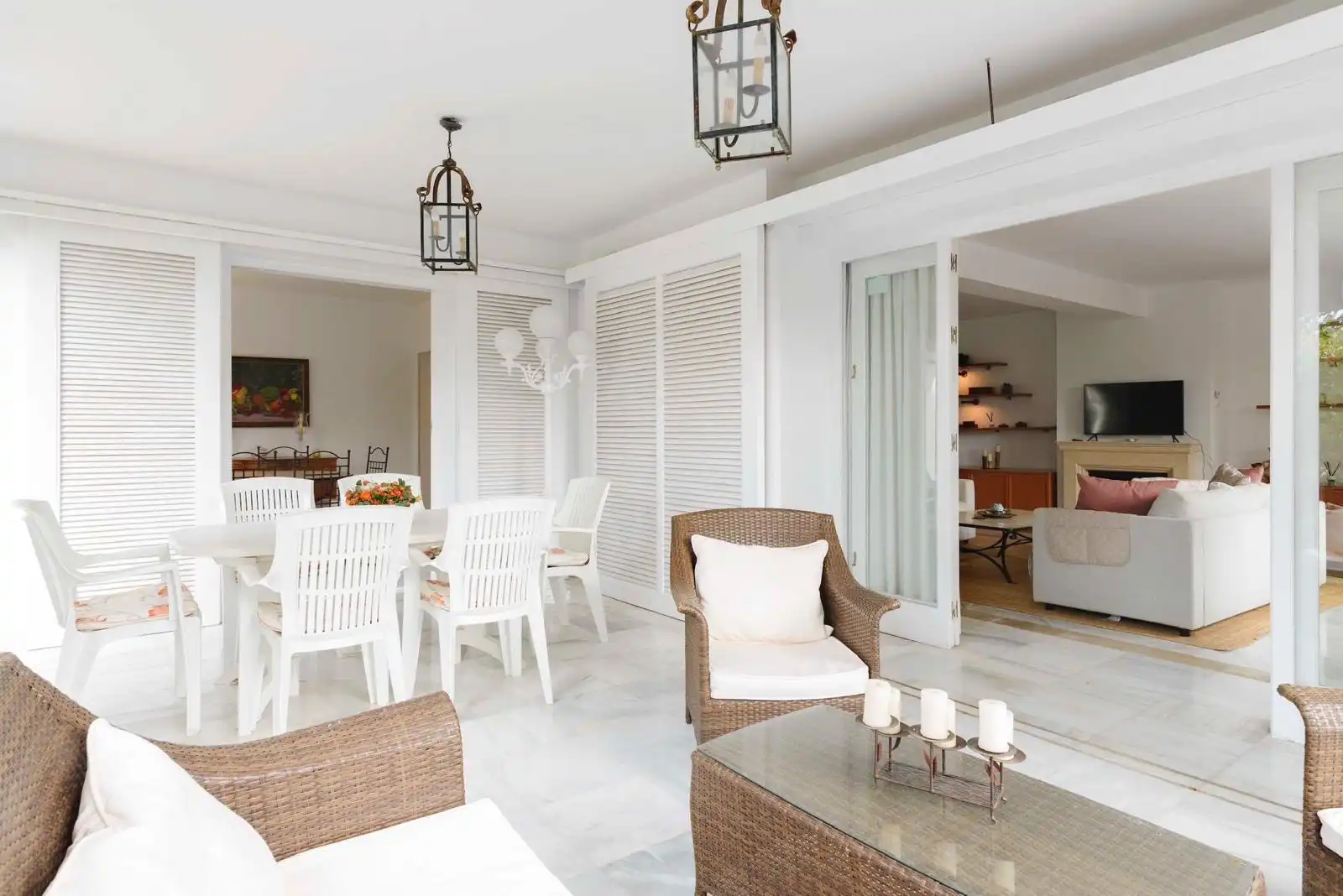 Menjador de Casa o xalet de lloguer en Marbella amb Jardí privat, Terrassa i Piscina