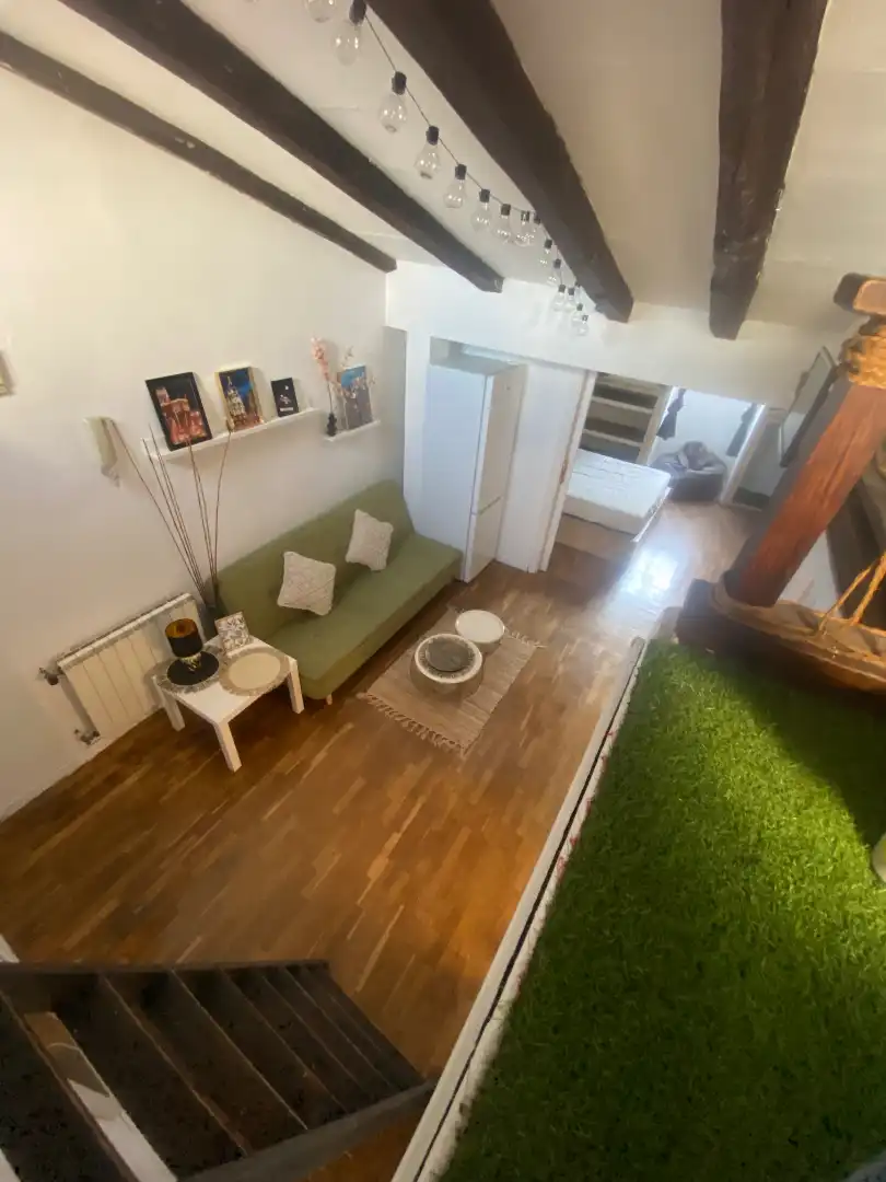Wohnzimmer von Dachboden zur Miete in Madrid mit Klimaanlage, Heizung und Möbliert
