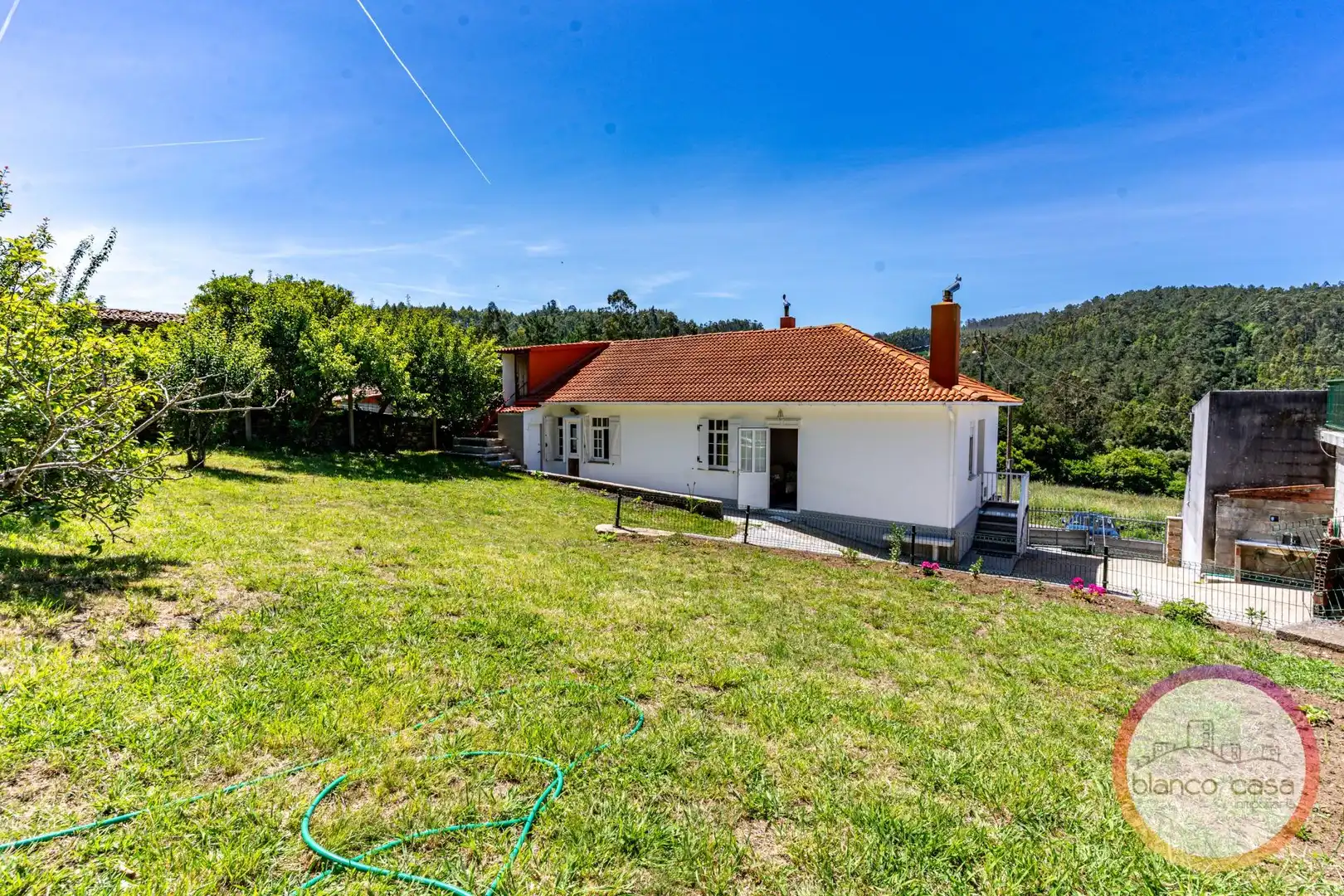 Außenansicht von Haus oder Chalet zum Verkauf in Cabana de Bergantiños mit Abstellraum und Möbliert