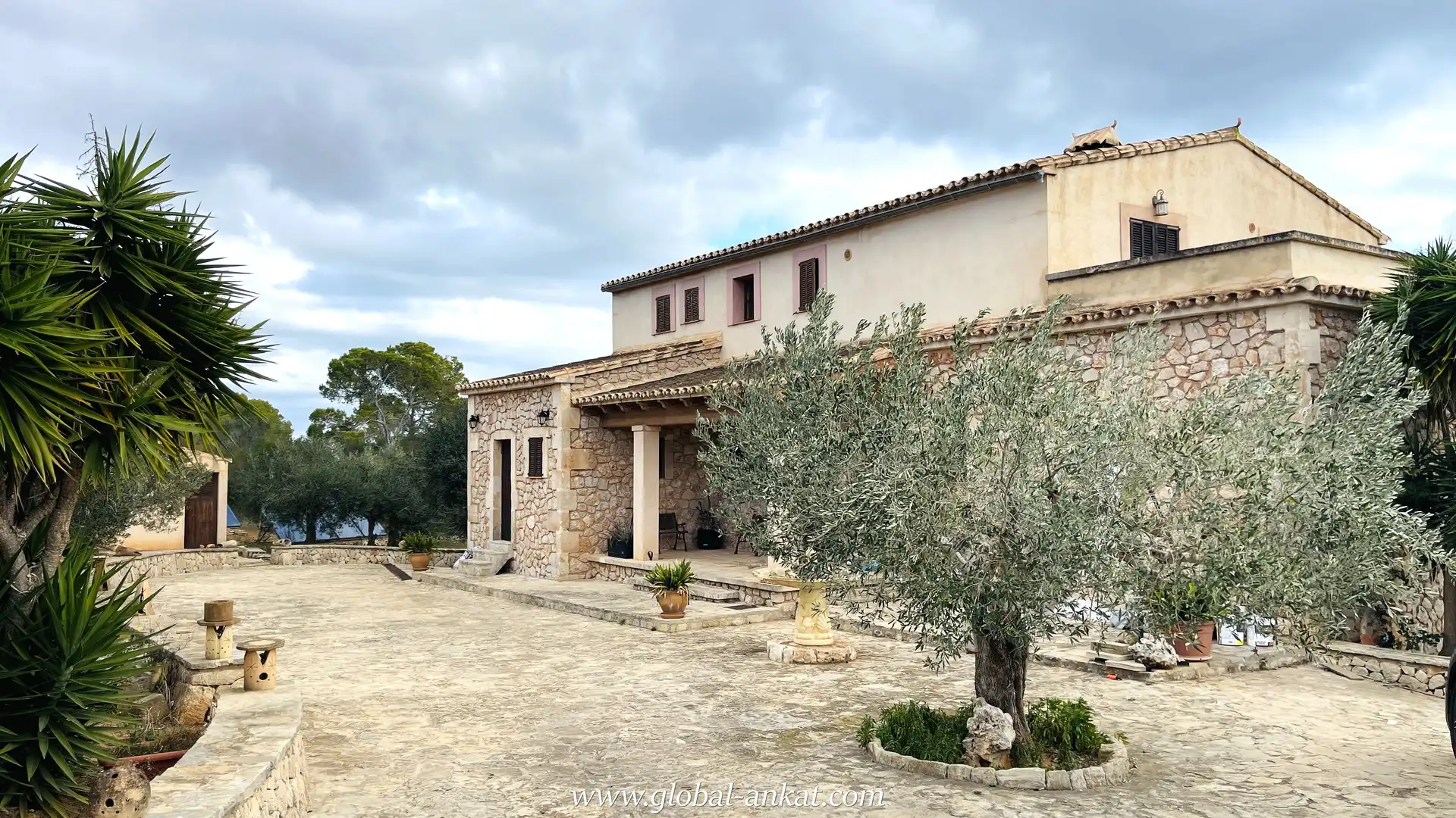 Casa rustica con terrazza in affitto a Portocolom, imagen 2