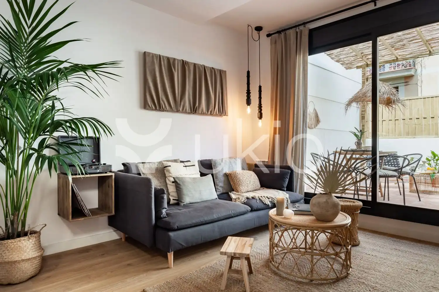 Apartament amb ascensor de lloguer a Carrer de Martínez de la Rosa, imagen 3