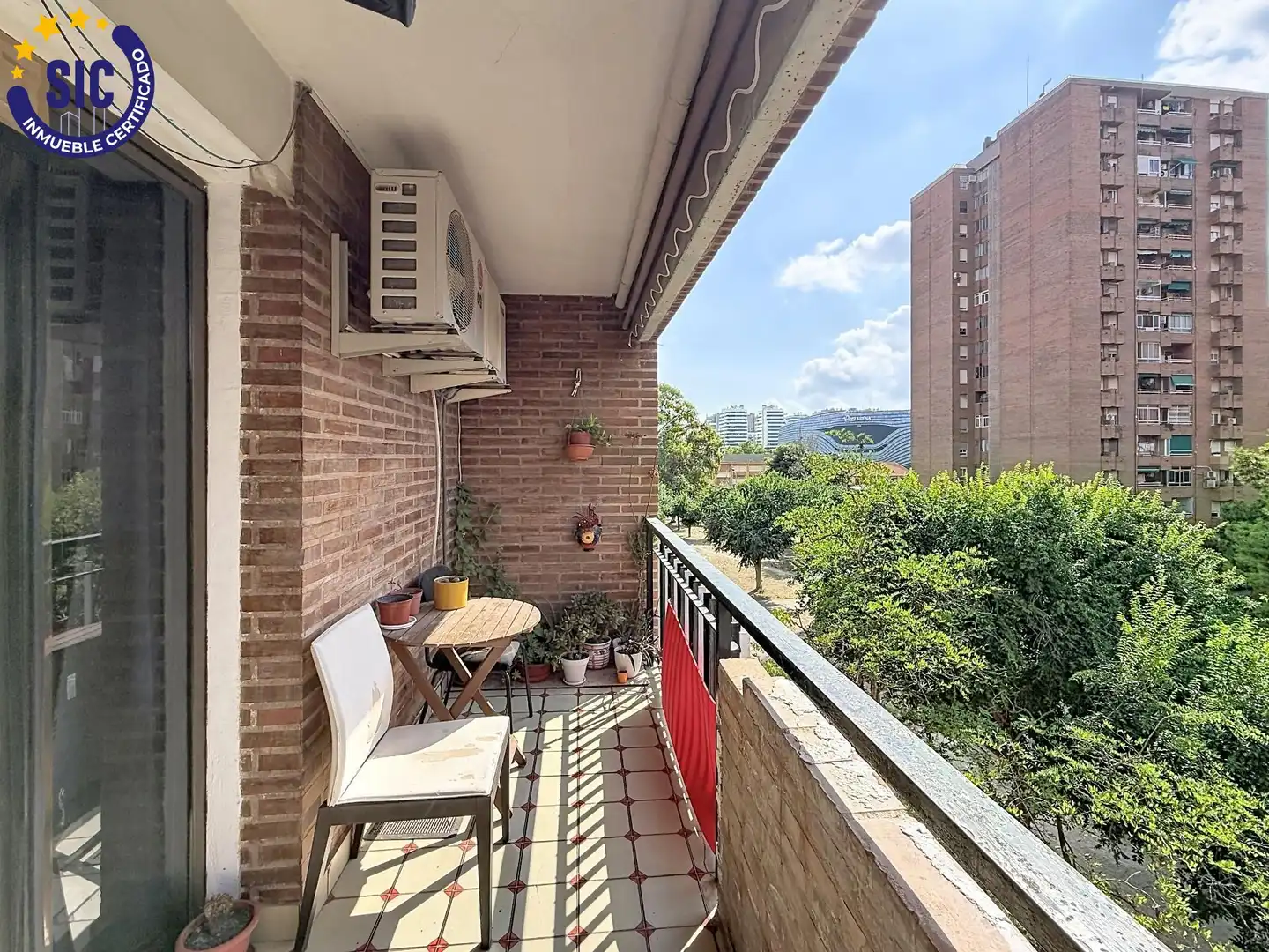 Piso con terraza en venta en Calle PACO PIERRA