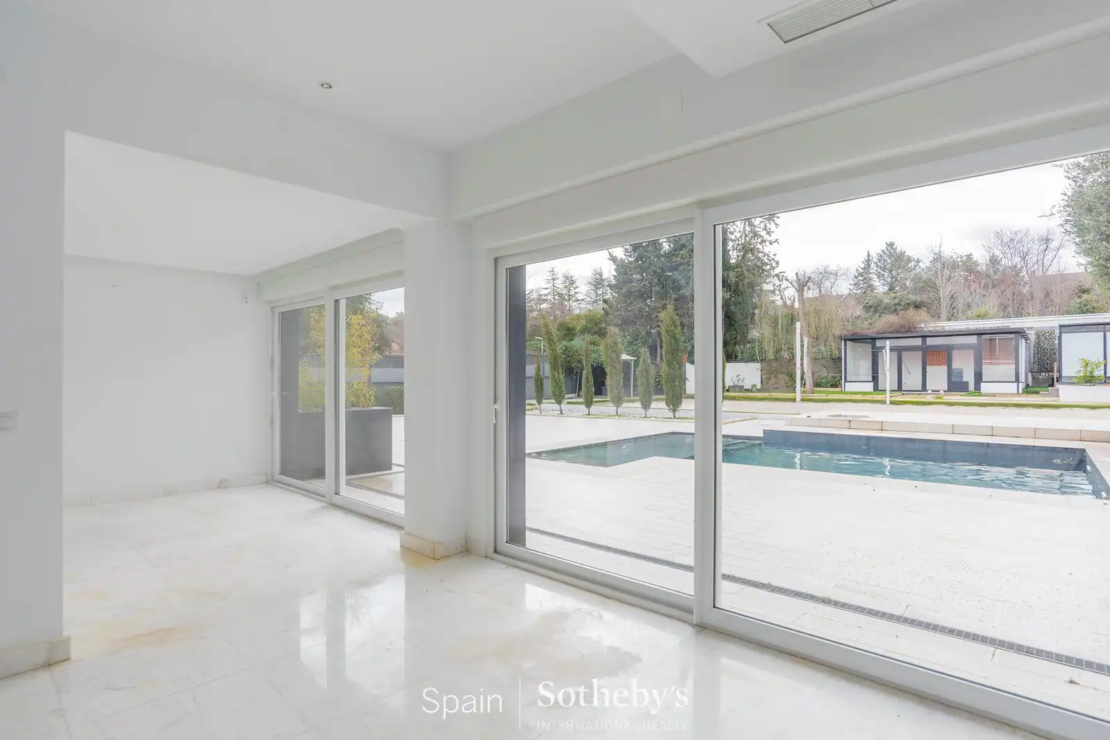 Casa con piscina en venta en Calle del Camino de Hoyarrasa, imagen 3